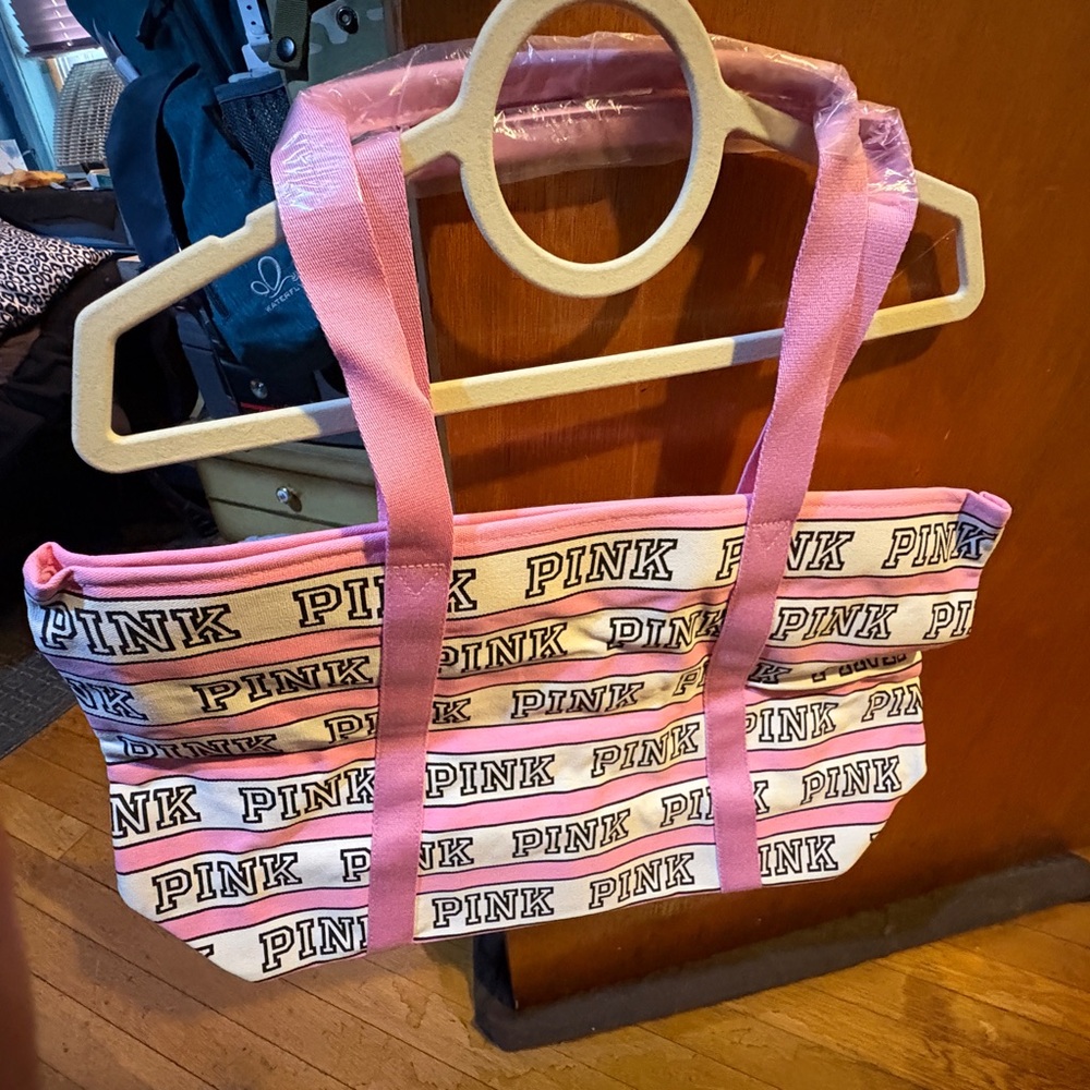 NWT VICTORIA SECRET TOTE